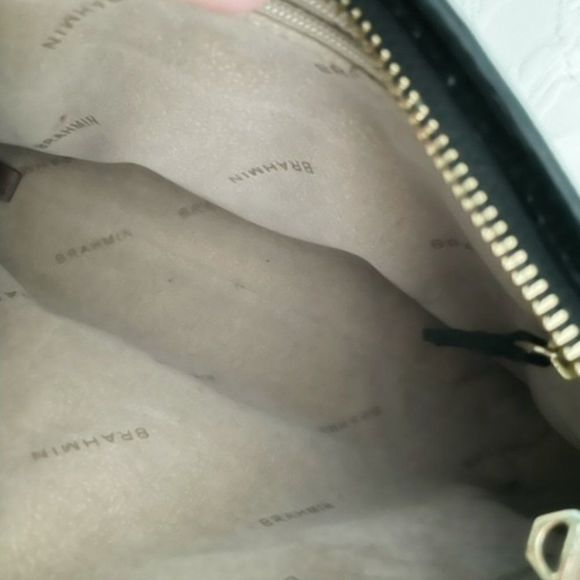 NWOT Brahmin Black Crocodile Shiny Leather Shoulder Bag - Picture 6 of 12